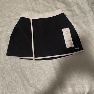ALO Yoga Black Skirt with White Waistband